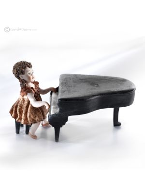 ELISA Capodimonte Statuette, Eleganz eines Musikers mit Klavier.