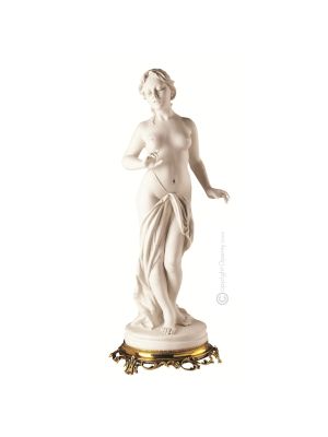 BADENDE Capodimonte Porzellan Figur handbemalt stilvoll hochwertig Wohnkultur exklusiv