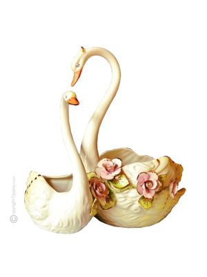 SCHWAN Exklusives Ornament aus Keramik im Barockstil mit Details aus 24 Karat Gold Made in Italy