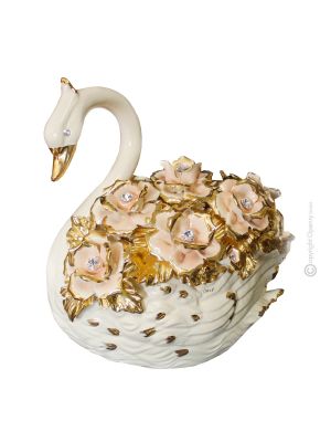 SCHWAN Exklusives Ornament aus Keramik im Barockstil mit Details aus 24 Karat Gold Made in Italy