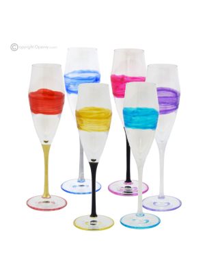 Set mit 6 authentischen handbemalten Flötengläsern aus hochwertigem Glas.