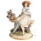 MÄDCHEN AUF GARTENSTUHL Capodimonte Porzellan Figur handbemalt exklusiv Wohnkultur hochwertig